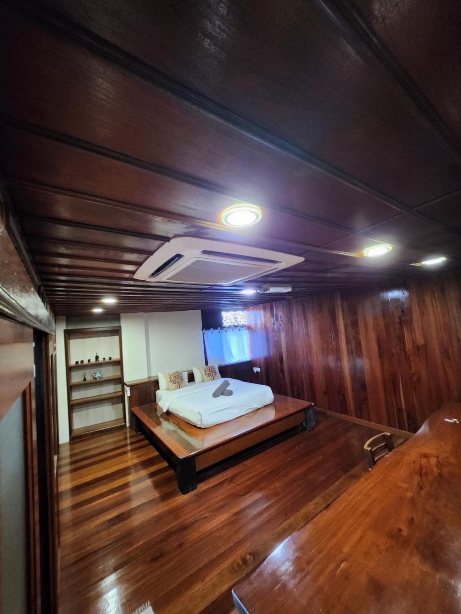 Uptown Eco Hotel Куала-Тренгану Экстерьер фото