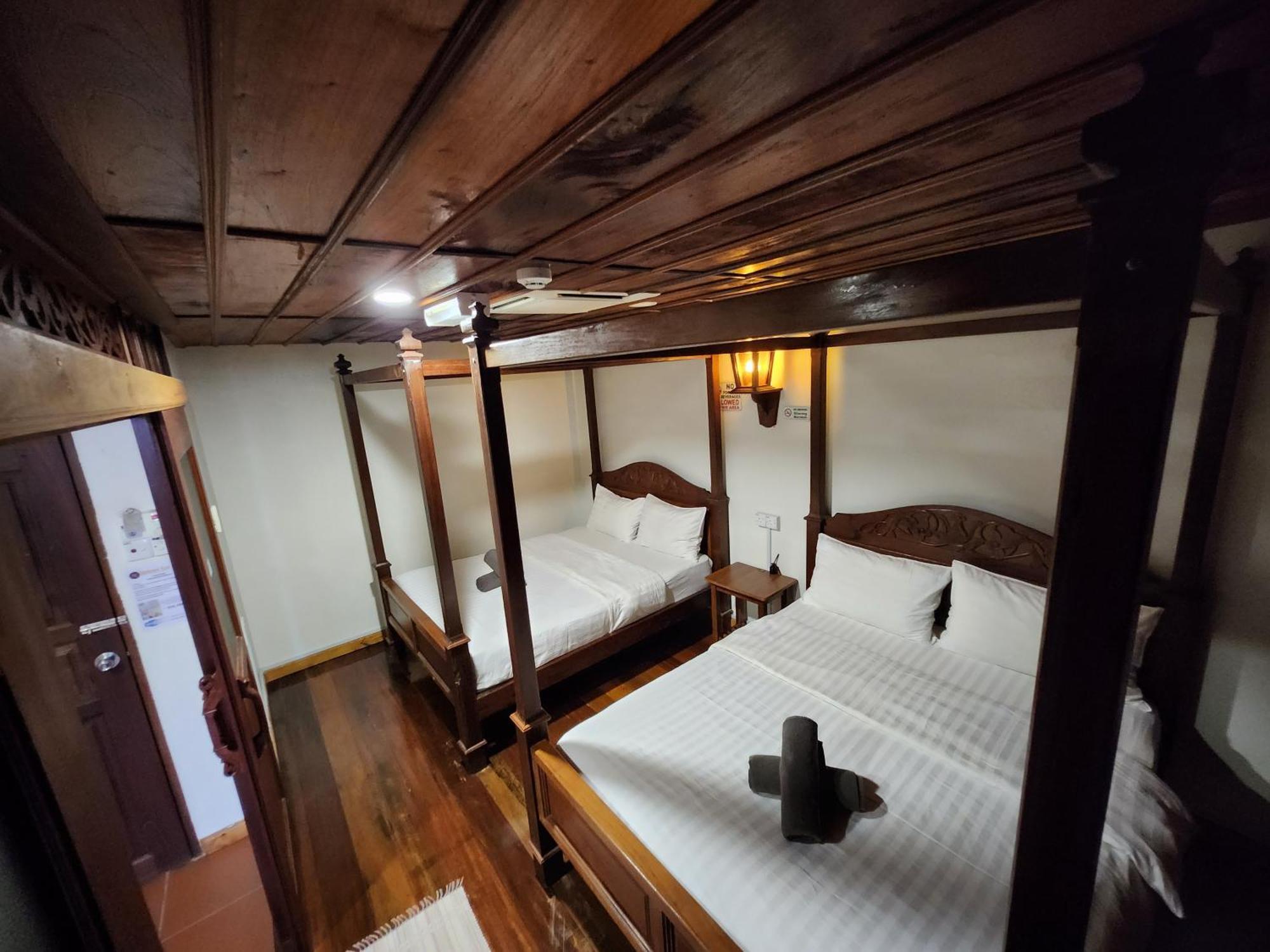 Uptown Eco Hotel Куала-Тренгану Экстерьер фото