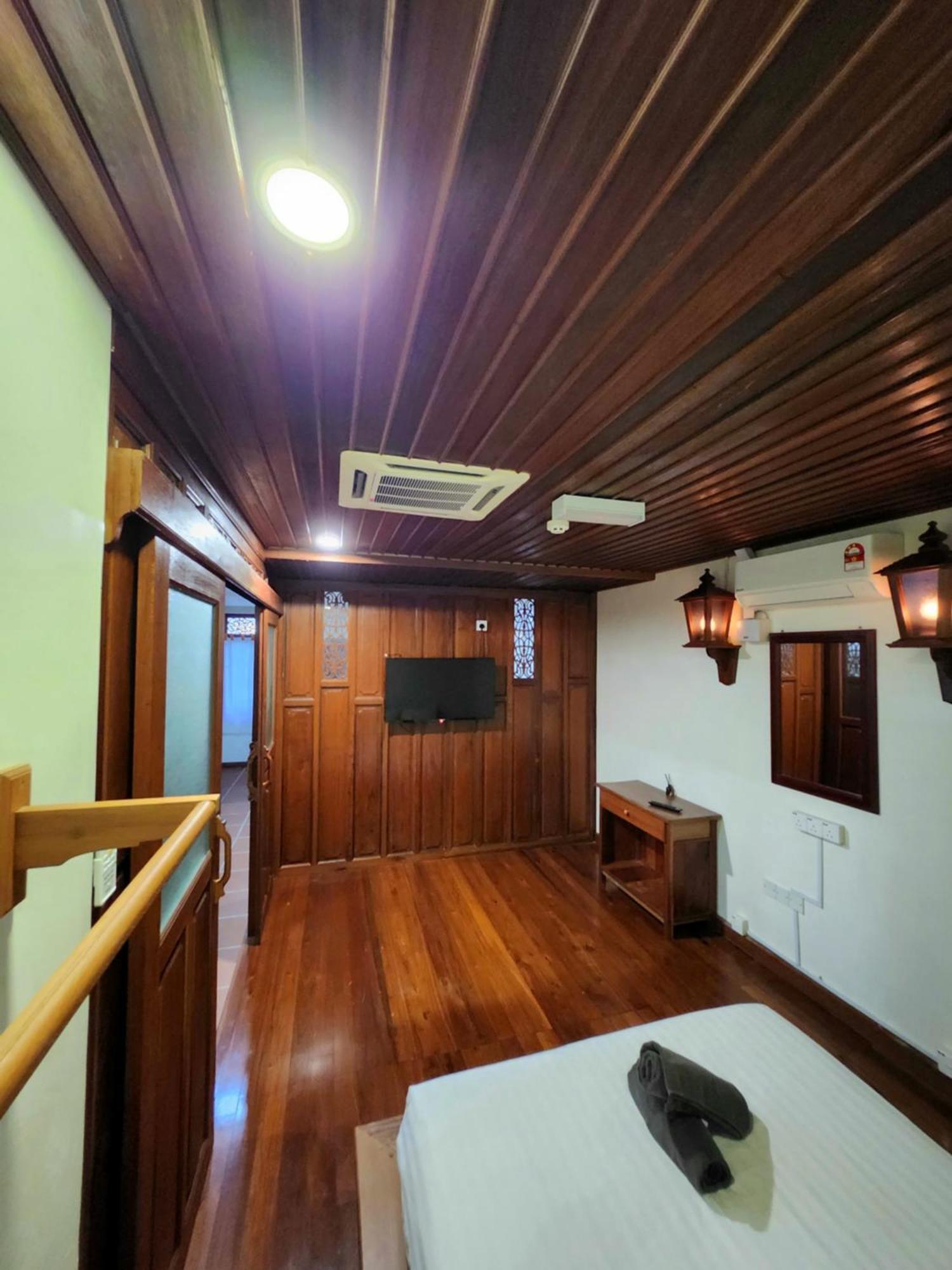 Uptown Eco Hotel Куала-Тренгану Экстерьер фото